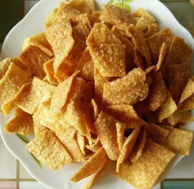 教你炸一锅小米锅巴香酥嘎嘣脆一家人都爱吃的零食