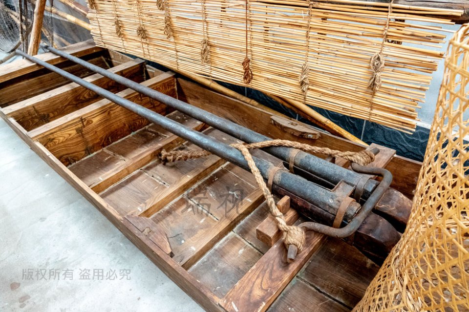 白洋淀渔民的大抬杆日寇称为扫帚炮50米处可穿透人体