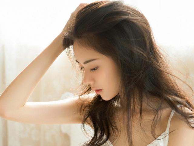 高冷的星座女,在男人面前超有范,气质迷离,冷若冰霜