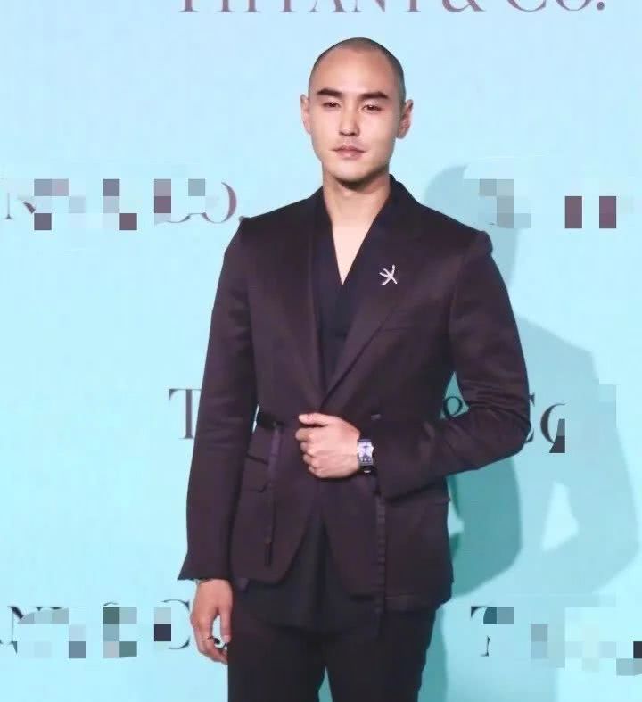 华晨宇“实诚”剃秃…谁是寸头界的一番？