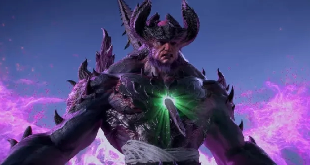 在剧中是无人可敌的存在,其实不然,冰皇无法击败美杜莎,而绿蛮可以