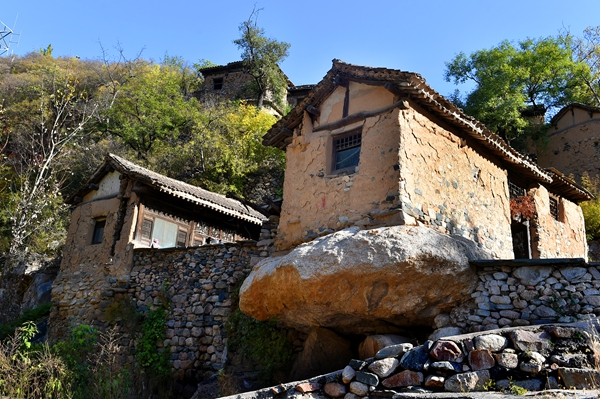 阳泉市政协摄影学会六组"白鹅寨采风活动"圆满举办