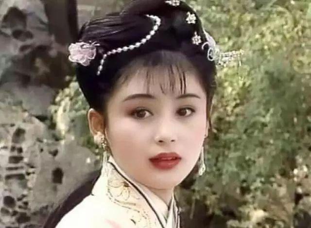 陈红在聊斋之娥眉一笑中饰演的连城一角堪称倾国倾城