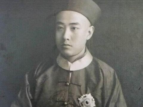 奕劻庸碌无为,名声也很差,为何却能成为晚清首席军机大臣|慈禧|大臣|军机_新浪新闻