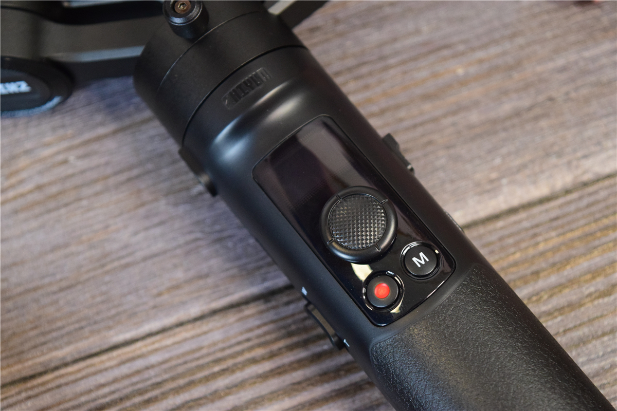 小巧便携,手机相机拍摄一机搞定:智云云鹤m2手持稳定器体验