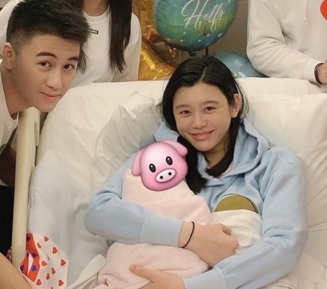 女明星产后亮相奚梦瑶幸福却显疲惫张歆艺半个月狂瘦20斤