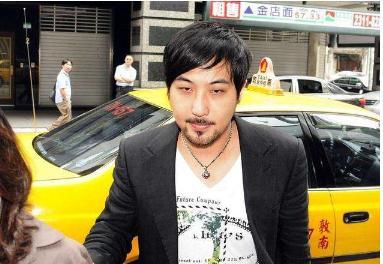 台湾女星胡盈祯自曝曾想轻生|胡盈祯|李进良|轻生_新浪新闻