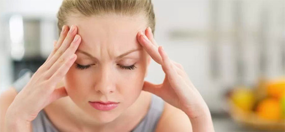 女人若有气血不足,平时多吃4物,做好2事,养气补血,年轻又漂亮