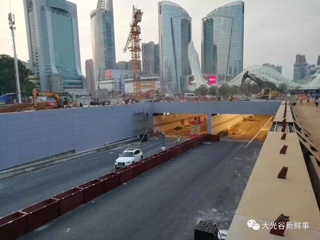 最新实拍!武汉民族大道光谷广场段已刷黑!8月底可通车吗?
