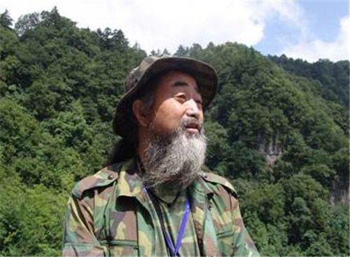 中国一代奇人倾家荡产找神农架野人20多年过去了他找到了吗