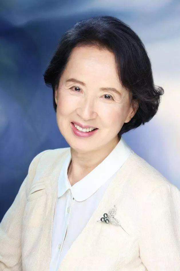 曾出演过电视剧《血疑》,《西洋古董洋果子店》,《1957年版 雪国》