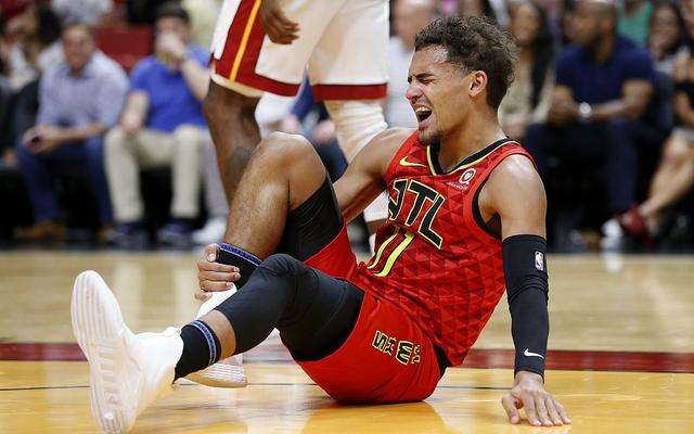 老鹰输球又折兵刚拿周最佳的特雷杨伤了