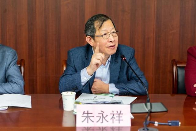 正文       省教育科学研究院院长朱永祥在会上说:"学前教育,护理两个