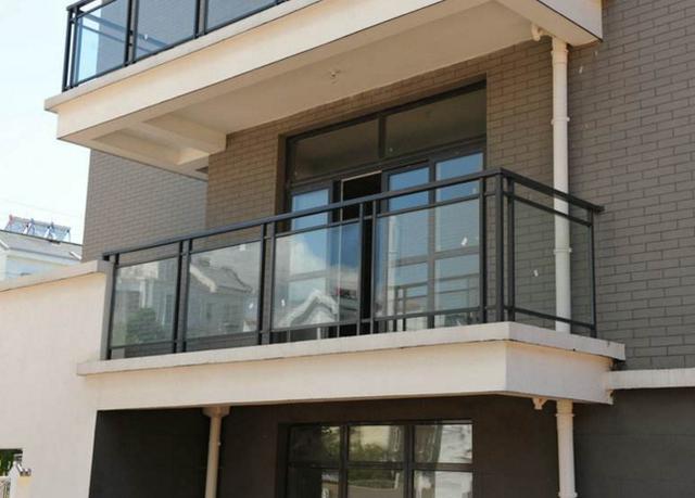 凸阳台和凹阳台有什么区别?买房那该怎样选?售房小姐说出内情