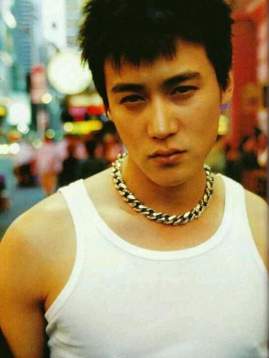 年轻陆毅的长相放到现在小鲜肉里是什么水平