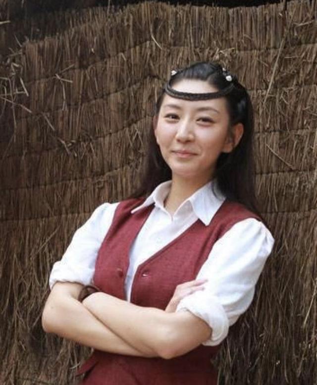 唐一菲首谈与凌潇肃婚姻,自认婚姻里需要有底线,被认暗讽姚晨