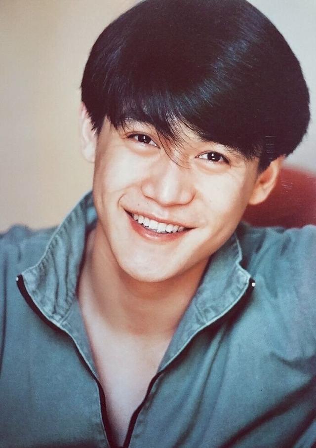 年轻陆毅的长相放到现在小鲜肉里是什么水平