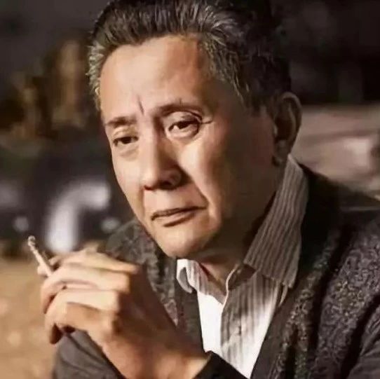 心里却亮堂的很