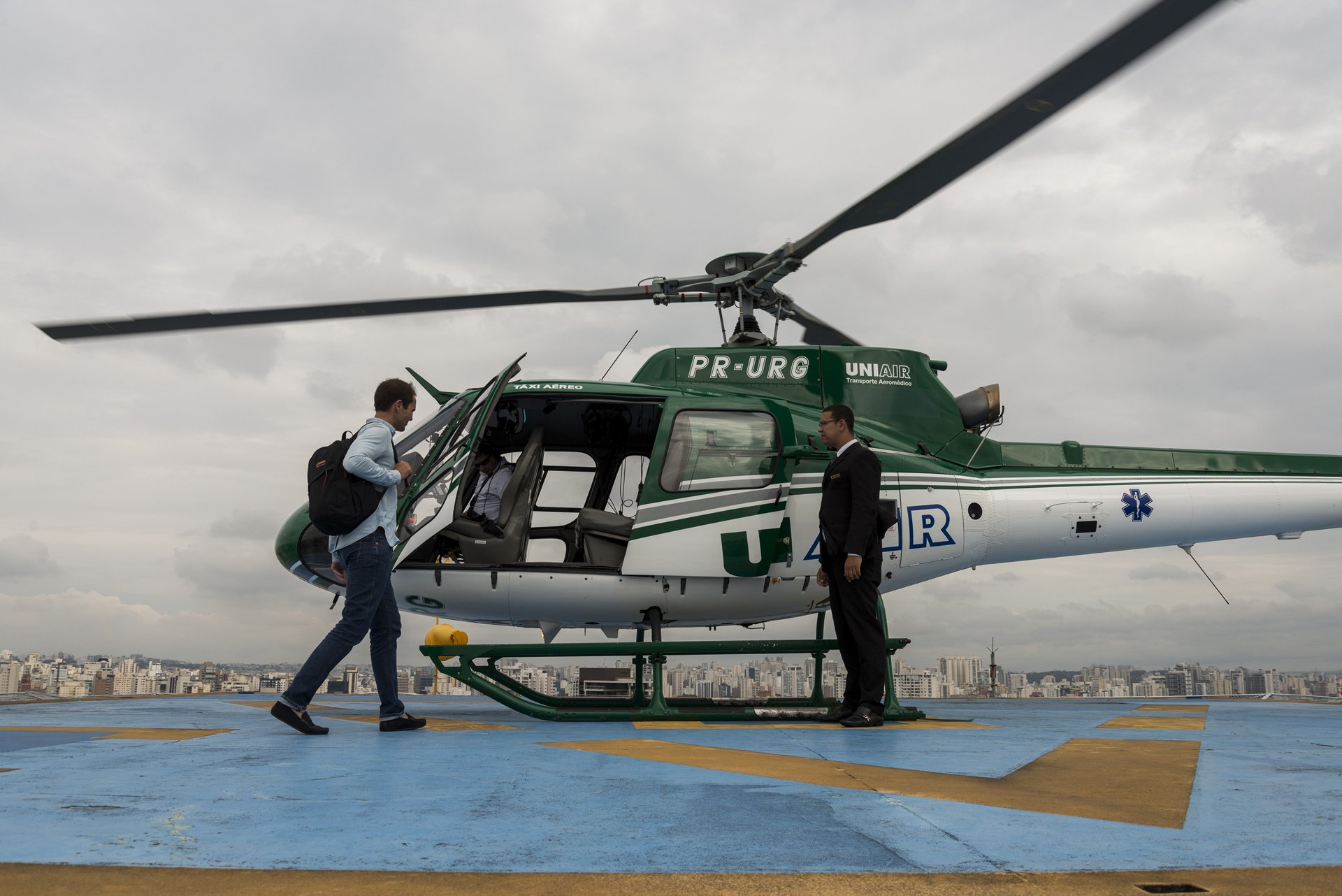 直升機最多的城市直升機當出租車起步20美元坐擁215個停機坪