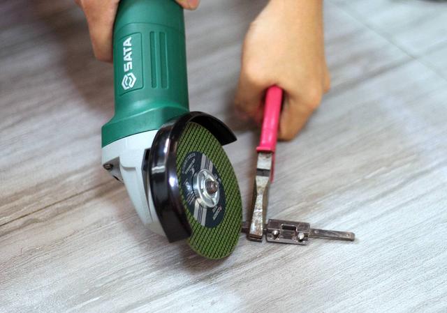 随意切割不求人,世达工具角磨机体验