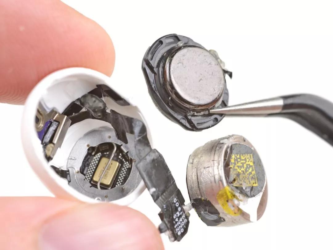 暴力拆解airpods pro:可修复性得0分!