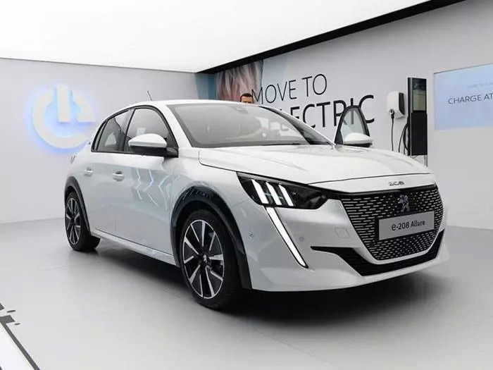 FCA与PSA“闪婚”背后的必然性