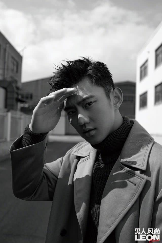 宁泽涛最新杂志写真大片 展现成熟男人魅力帅出新高度