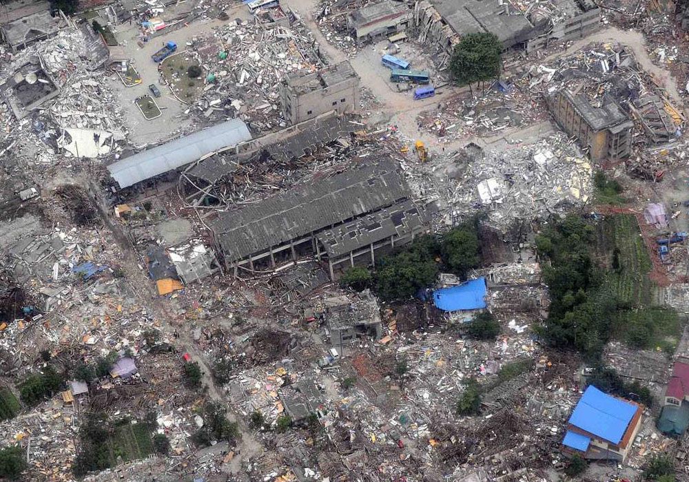 地震中视频持续曝光:"危险来到的那一瞬间,你才会明白"