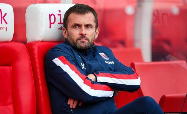 斯托克城主教练内森·琼斯由于开局不佳下课