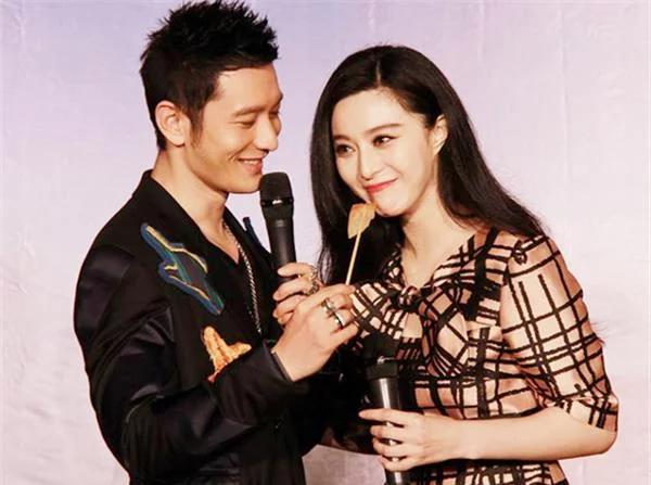 范冰冰与男星合影,前7张都是逢场作戏,最后一张眼里全是爱