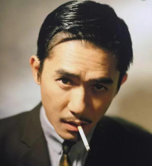 同为f4, 朱孝天长成了油腻高晓松, 而37岁的他帅成了梁朝伟