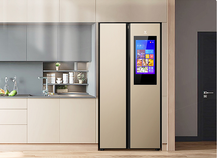 l一款达破传统冰箱界限的对开门冰箱,带来全新小宽度大容量的创新设计