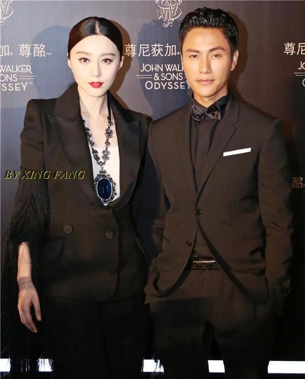范冰冰与陈坤,两人都是穿着黑色的西装,感觉配一脸呀,范冰冰霸气起来