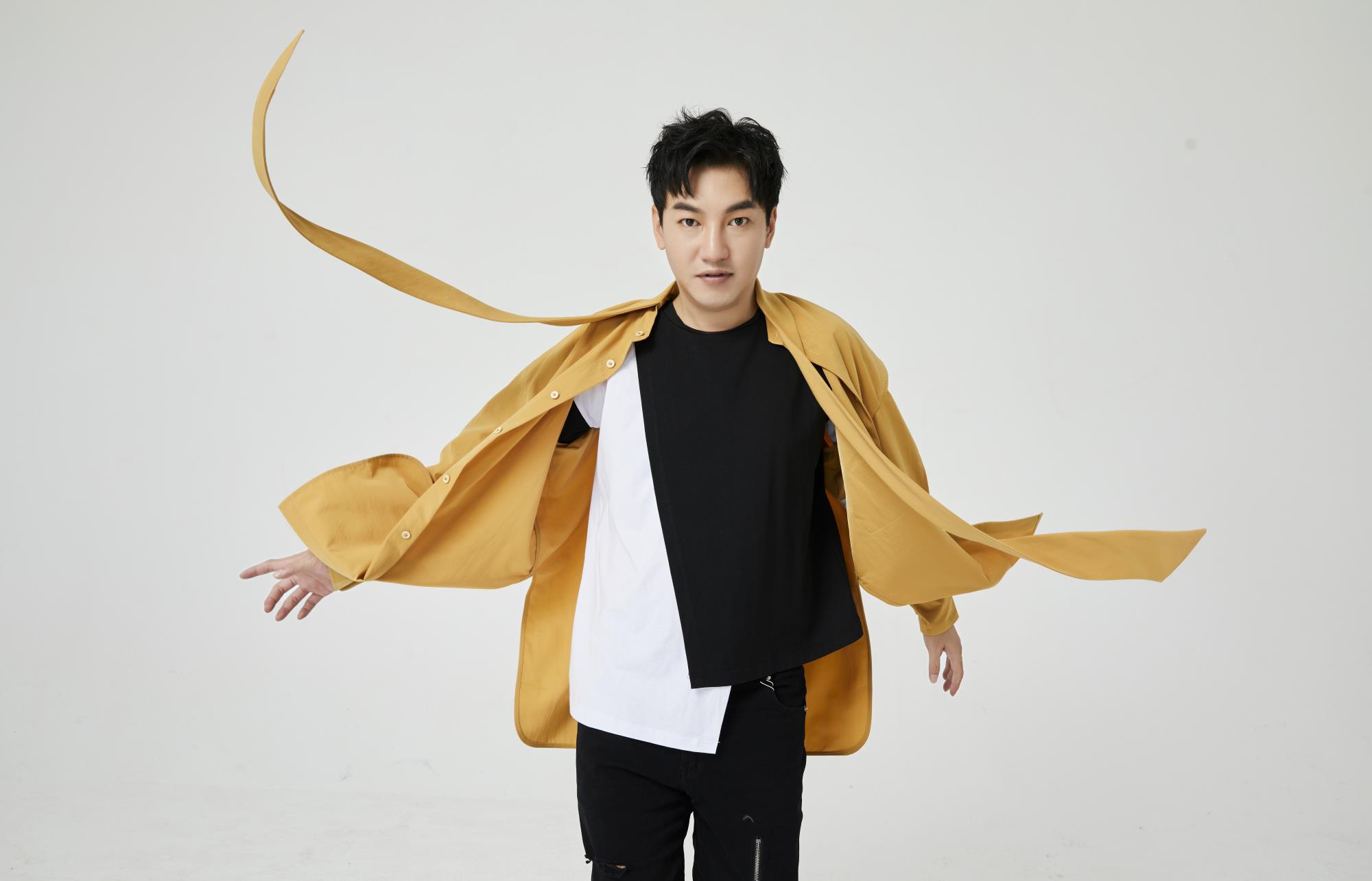 成也萧何败也萧何，游乐王子因口音大火袁奇峰却因此被批评