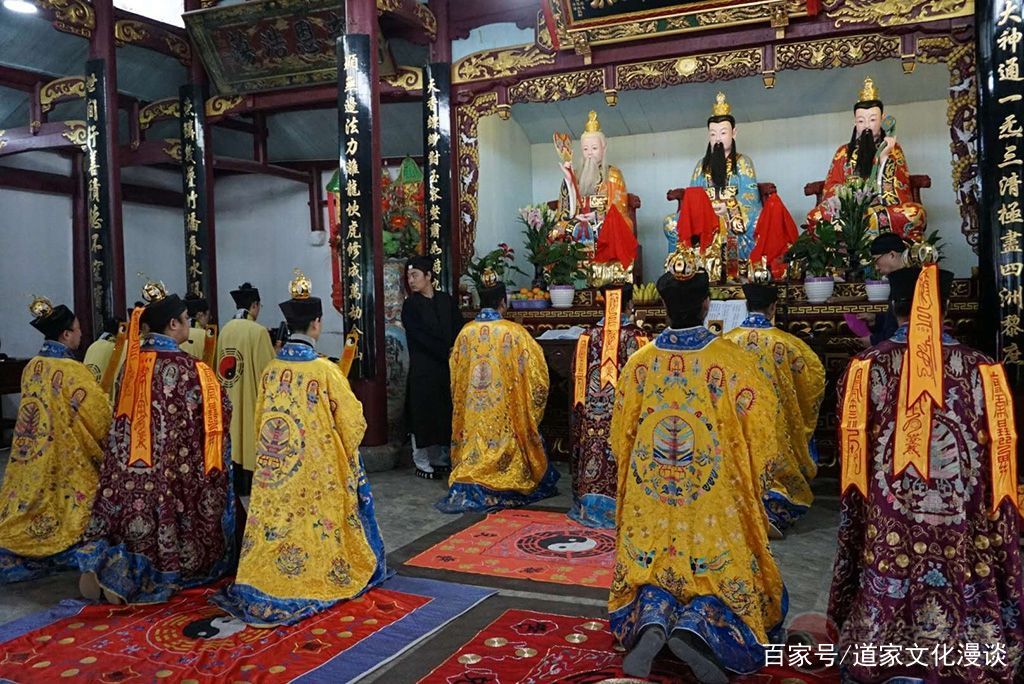 美图秀秀场景下载不了 下载场景素材方法大全