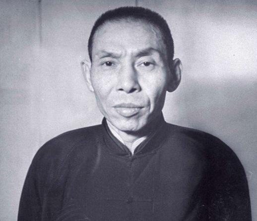 流氓黄金荣的另一面,日本人请他做伪市长,他说了11字,让人震撼