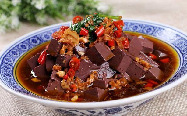 快手美食推荐:蒜辣羊血,蒜香铁杆山药,麻辣小芋头,番茄炒冬瓜