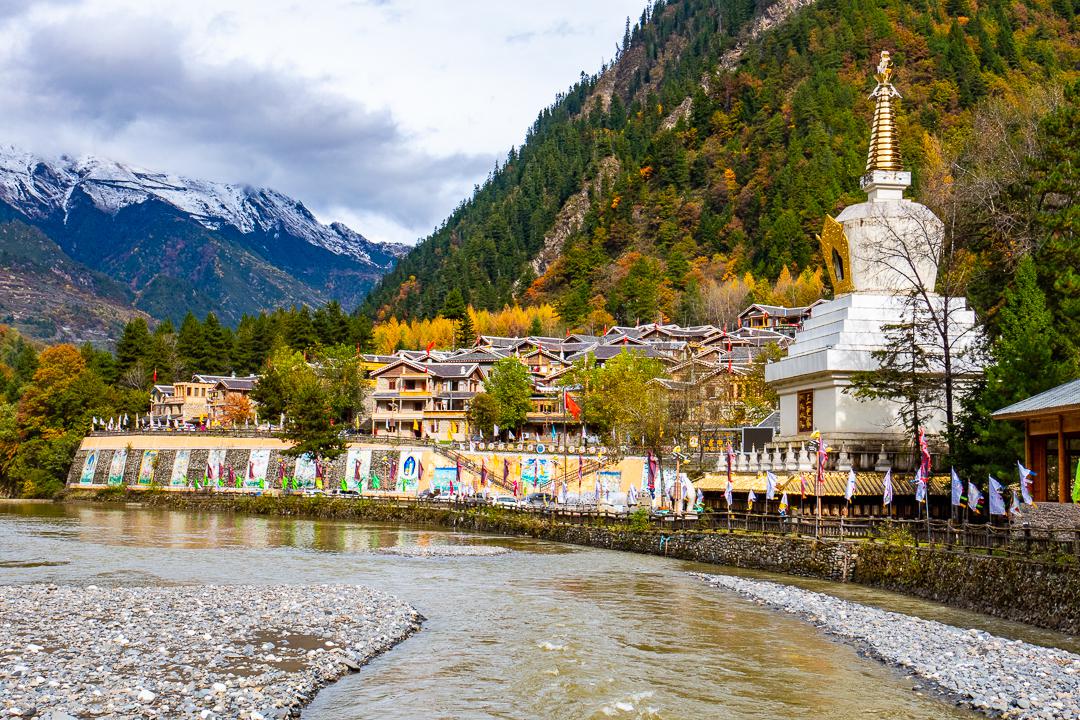 羊茸哈德 一处深藏在亚洲最大五彩森林里的世外桃源|哈德|阿坝州|视界