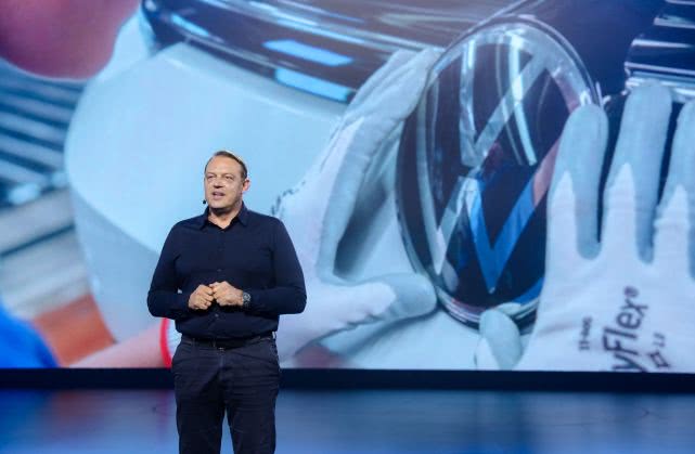 为国人熟知之后，大众却推出新标识？你们看得出区别么