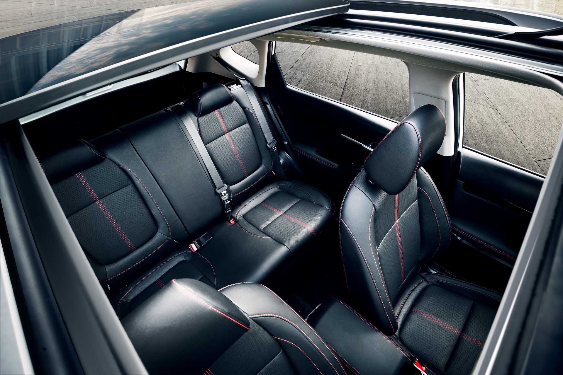 11月22日上市 起亚全新傲跑内饰官图