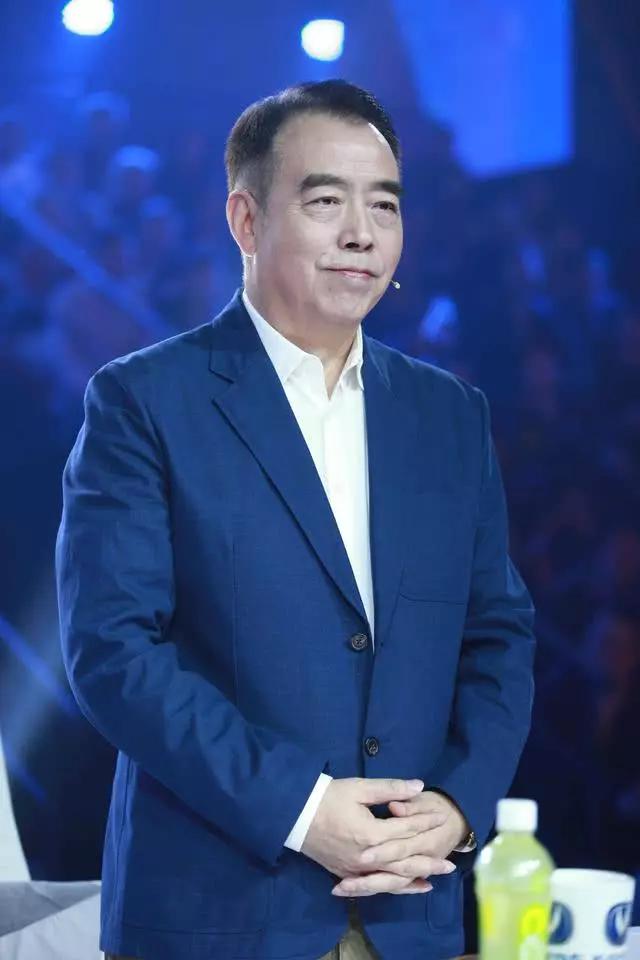 与许晴相恋,伤害洪晃,倪萍,却娶了陈红,陈凯歌为什么这么做?