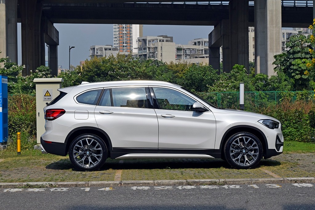 7速双离合和新面孔的升级 实拍2020款宝马x1