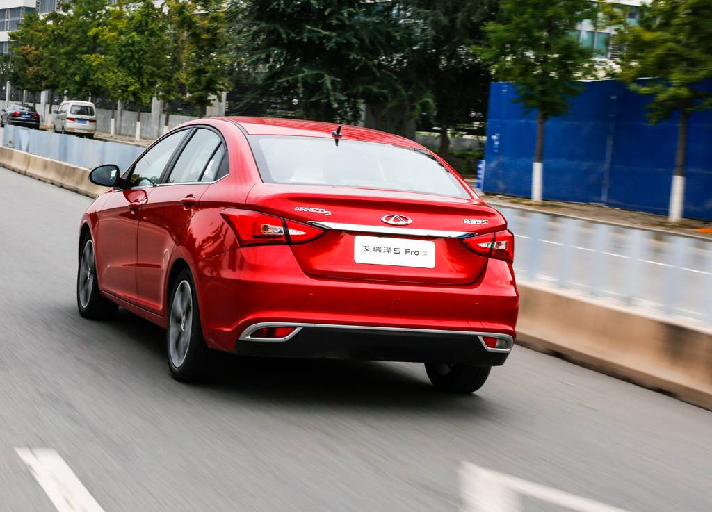 849万元以内性价比之选试驾奇瑞艾瑞泽5pro