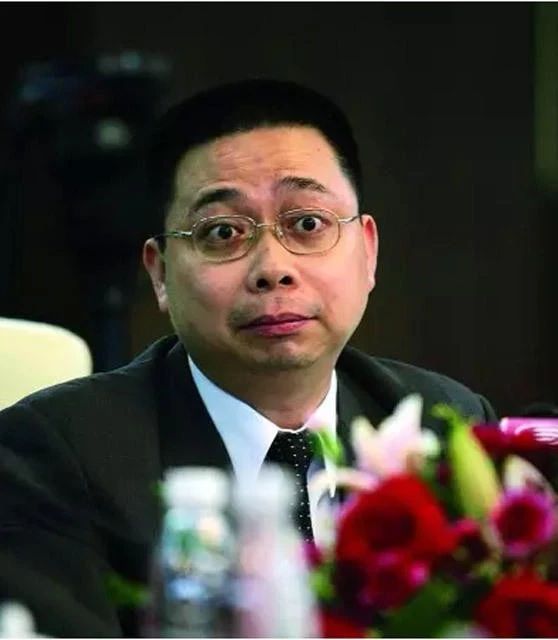 “股神”姚振华__财经头条