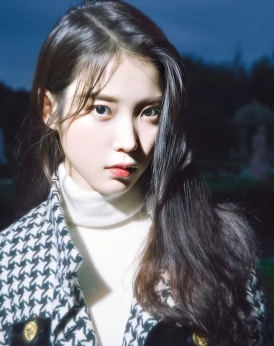 iu李知恩到底有多可爱,uaena:对于这个小富婆,长发样子最可爱