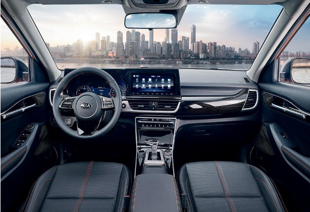 起亚智跑狮跑全跑不动引新suv定名傲跑内饰双大屏用科技领跑