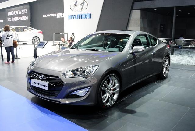 20万价格的进口跑车，却被许多人嫌弃，现代酷派到底做错了什么