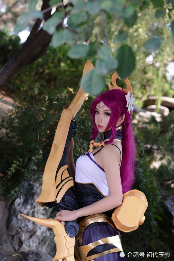 cosplay伽罗若你的心需要安放却把它刻在长城上吧