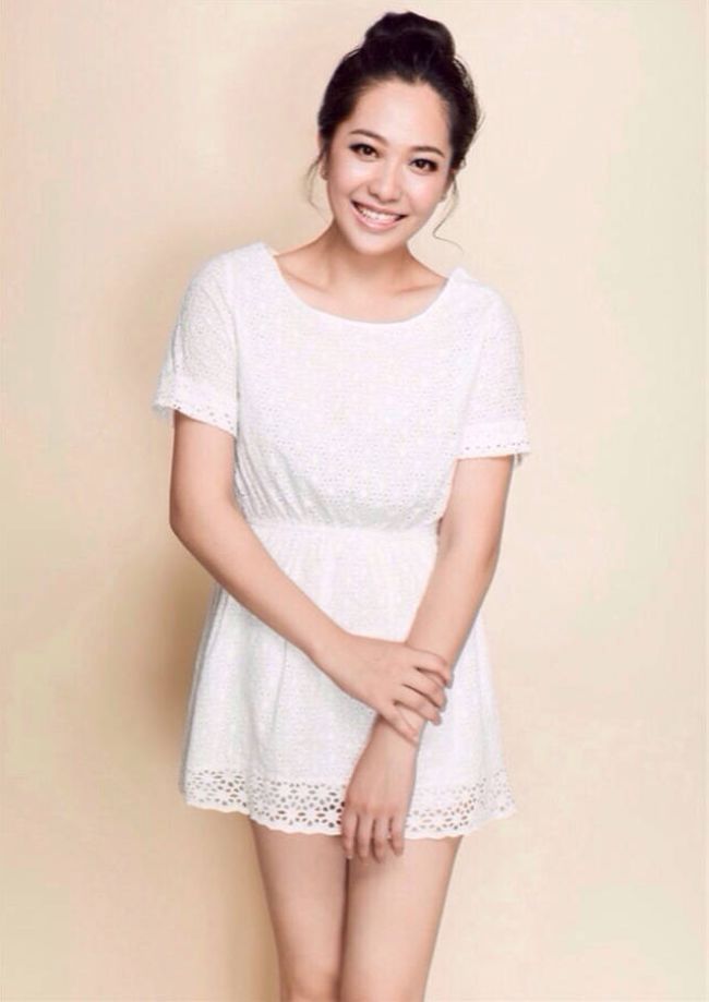 体操女神下嫁cba丑男,婚后遭遇被出轨,今独自带娃,身娇肤嫩