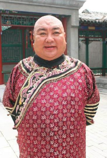 程思寒当起了北漂演员,出演了众多影视剧,《水浒传》中的"笑面虎"朱富